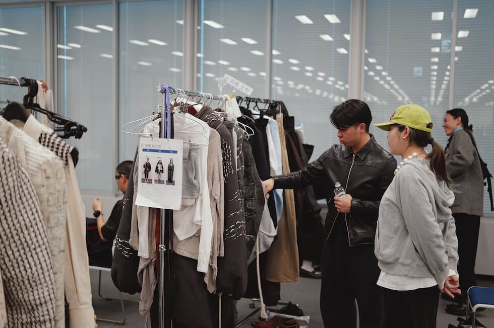 バックステージの様子その12