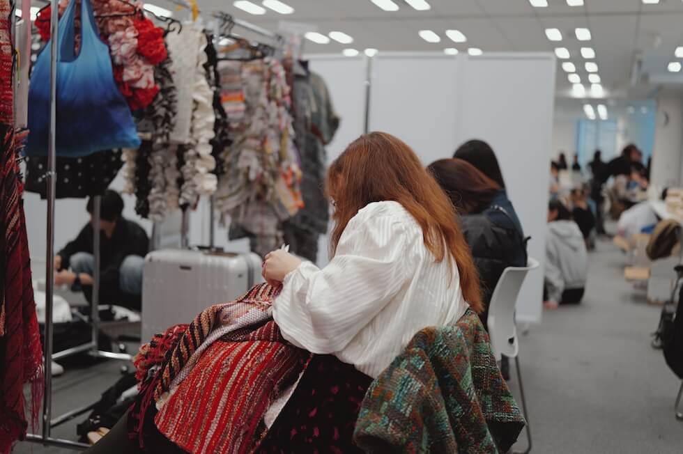 バックステージの様子その17