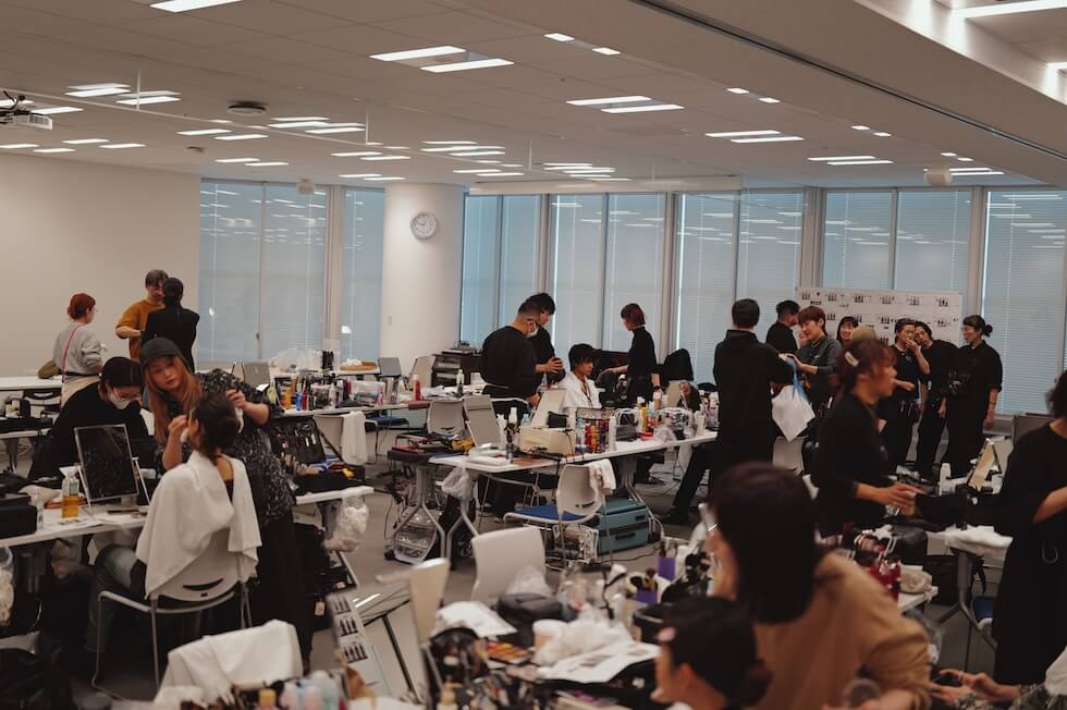 バックステージの様子その19